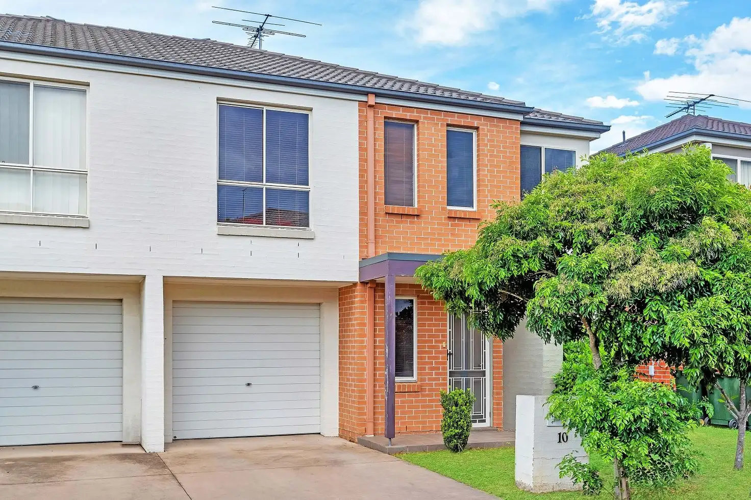 Main view of Homely semi-detached listing, 10 Bandicoot Drive, Woodcroft NSW 2767