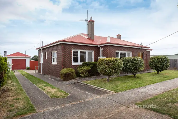 33 Simpson Street, Somerset TAS 7322