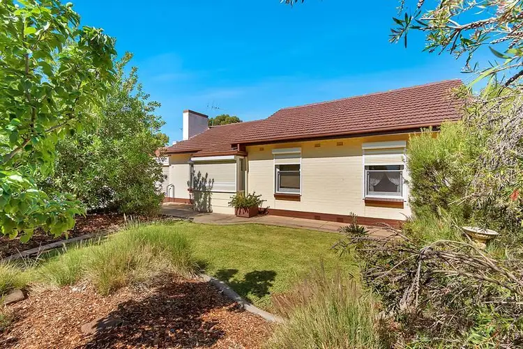 11 Mofflin Road, Elizabeth Grove SA 5112