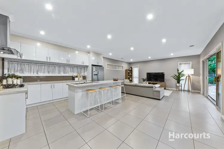 Fifth view of Homely house listing, 21 Eaglehawk Circuit, Cairnlea VIC 3023