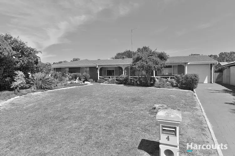 4 Talwood Place, Halls Head WA 6210