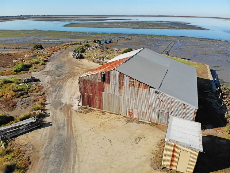 4 & 14 Pier Street, Port Albert VIC 3971