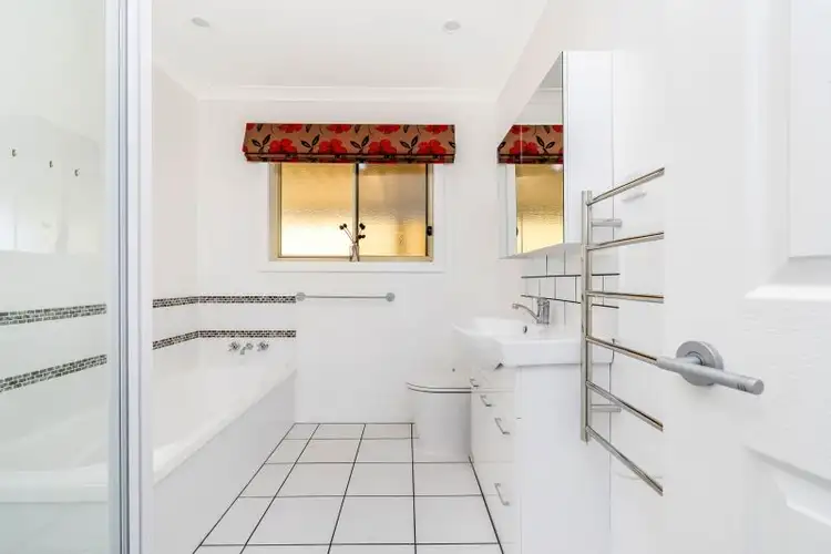 Fifth view of Homely villa listing, 2/2 Lempriere  Avenue, Beauty Point TAS 7270