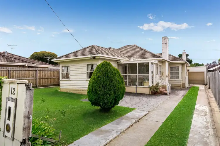 12 Orr Street, Manifold Heights VIC 3218