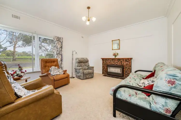 Fifth view of Homely house listing, 4 Waymouth Street, Hamlyn Heights VIC 3215