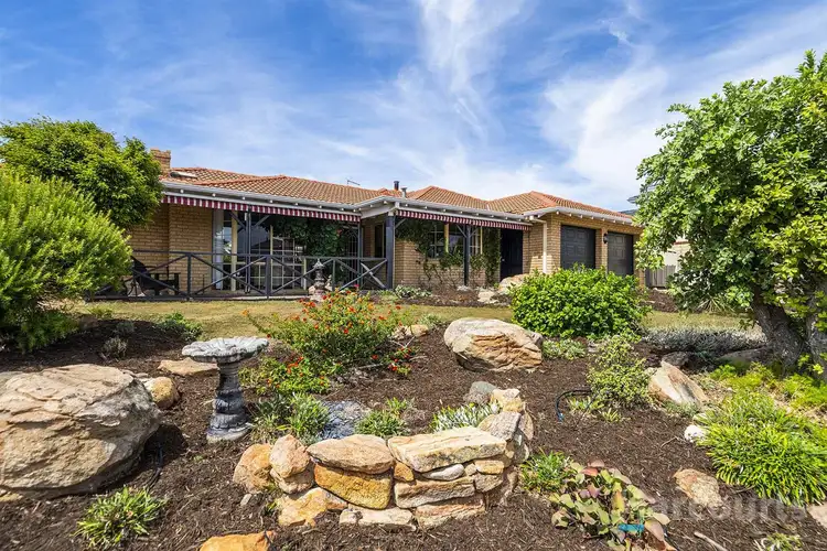 Second view of Homely house listing, 86 Seacrest Drive, Sorrento WA 6020