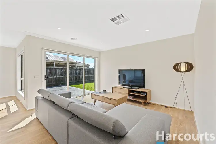 Fourth view of Homely house listing, 31 Lyndhurst Square, Drouin VIC 3818