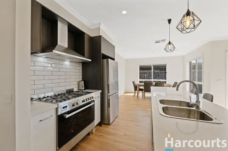 Sixth view of Homely house listing, 31 Lyndhurst Square, Drouin VIC 3818