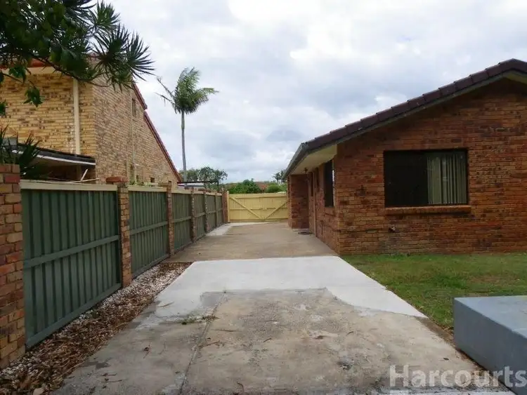 Second view of Homely house listing, 32 Phoenix Avenue, Bongaree QLD 4507
