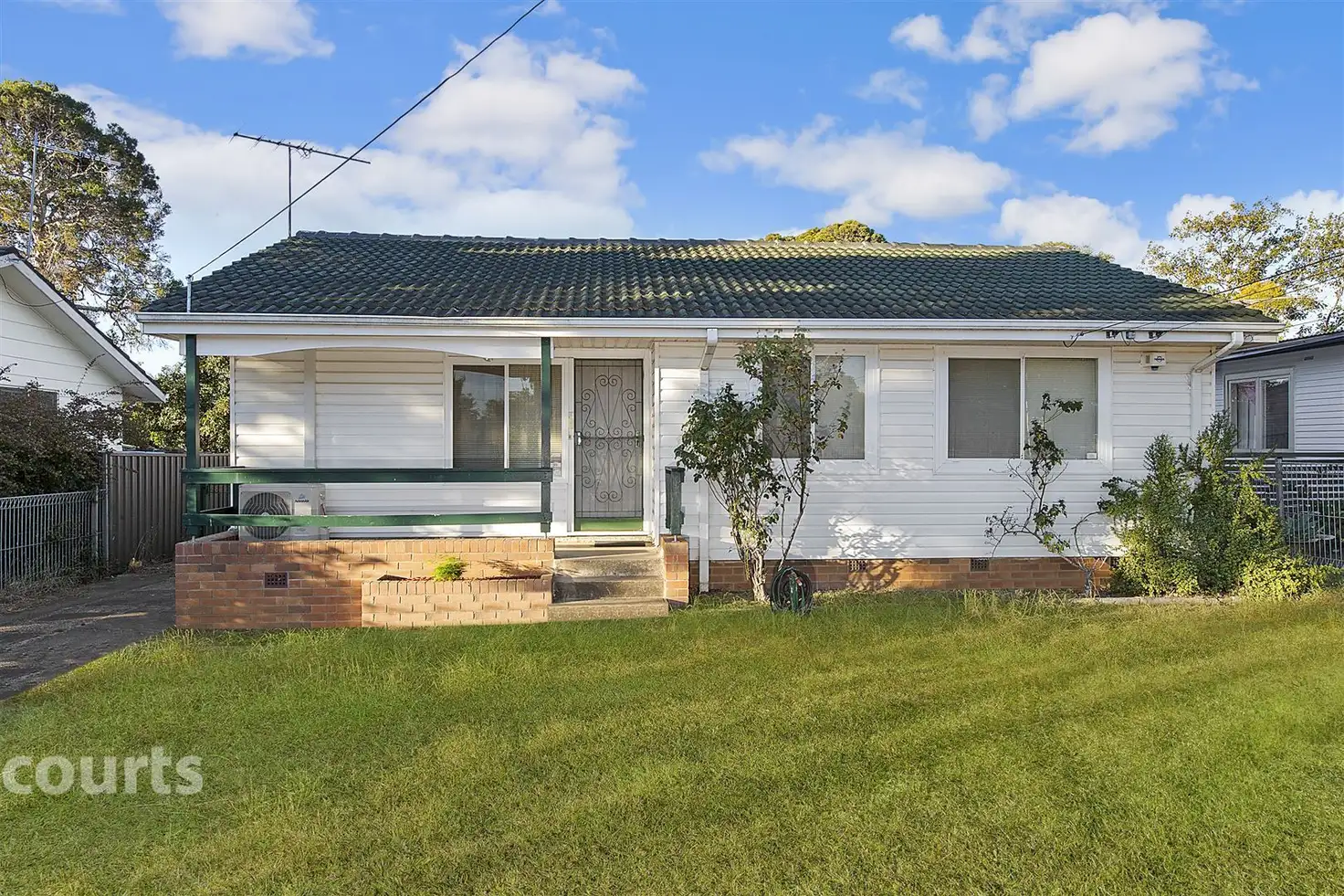 Main view of Homely house listing, 11 Manila Road, Lethbridge Park NSW 2770