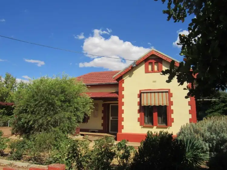100 Kitchener Street, Peterborough SA 5422