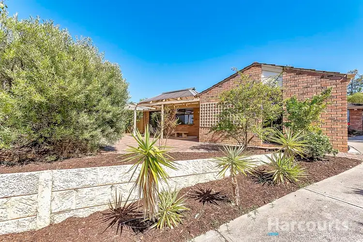 Sixth view of Homely semi-detached listing, 6A Madana Place, Craigie WA 6025