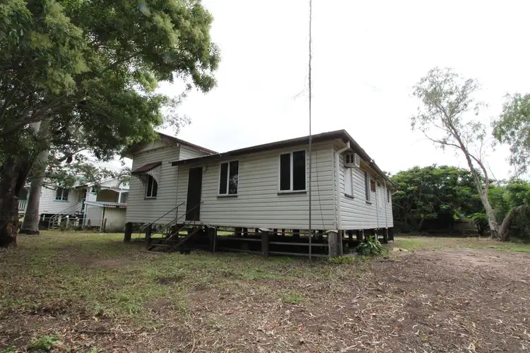 104 Railway Street, Ayr QLD 4807