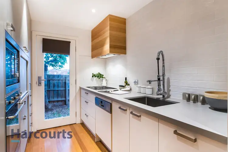 Fifth view of Homely apartment listing, 2/7 Bent Street, Bentleigh VIC 3204
