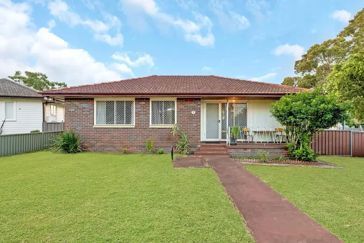 9 & 9a Mulga Street, North St Marys NSW 2760