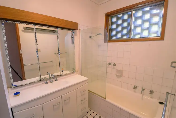 Sixth view of Homely house listing, 31 Laurel Street, Horsham VIC 3400