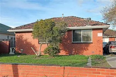 Main view of Homely unit listing, 1/21 Main Street, Thomastown VIC 3074