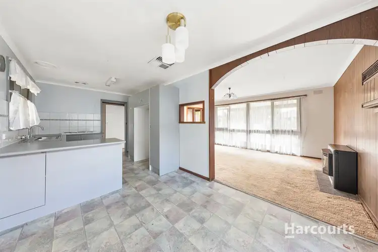 Fifth view of Homely house listing, 6 Ravenslea Crescent, Deer Park VIC 3023