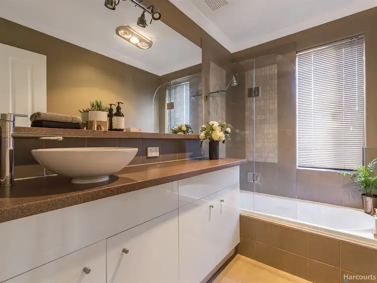 Sixth view of Homely house listing, 14 Melfort Circle, Kinross WA 6028