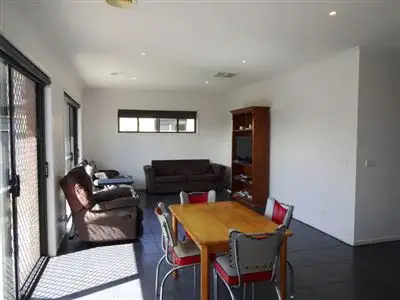 Fifth view of Homely unit listing, A/5 Gunn Court, Wangaratta VIC