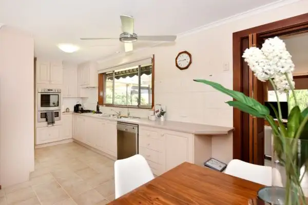 15 Constellation Street, Hallett Cove SA 5158