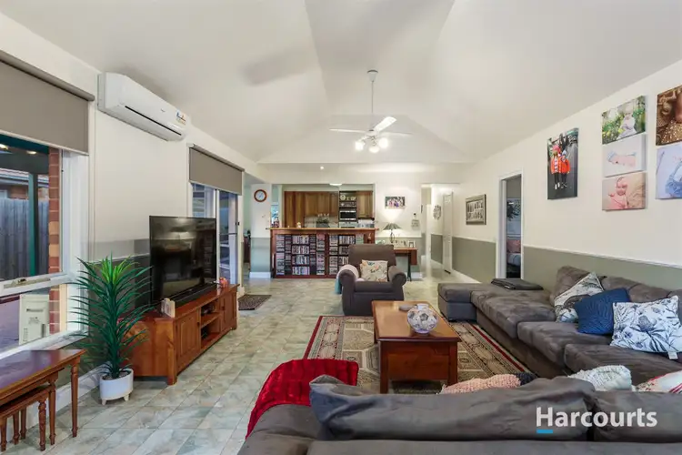 Sixth view of Homely house listing, 2 Wahroonga Court, Rowville VIC 3178