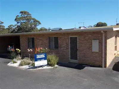 2/16 Warreen Drive, Penguin TAS