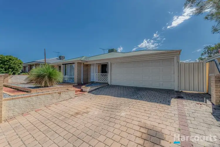 Second view of Homely house listing, 32 Mangrove Circuit, Banksia Grove WA 6031
