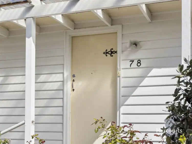78 Malunna Road, Lindisfarne TAS 7015