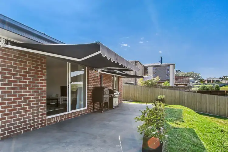 Second view of Homely house listing, 9 Riviera Court, Lakes Entrance VIC 3909