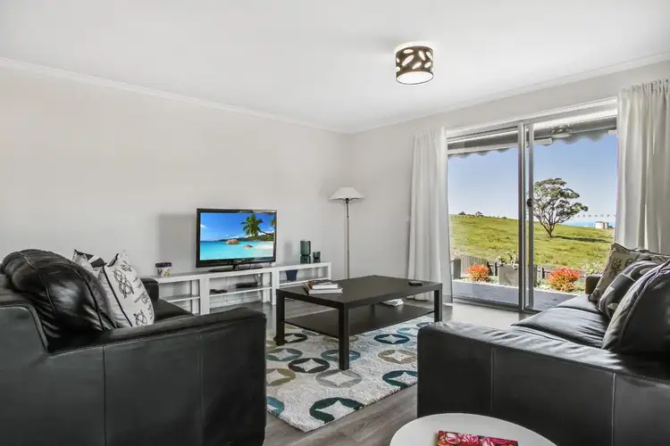 Fourth view of Homely house listing, 9 Riviera Court, Lakes Entrance VIC 3909
