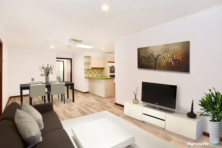 9 Reid Avenue, Aberfoyle Park SA 5159