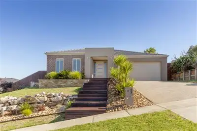 2 Barton Court, Warragul VIC