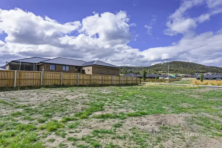 5 Banksfield Street, Rokeby TAS 7019
