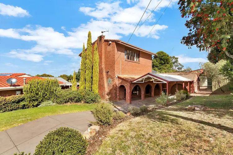 3 Opey Court, Para Vista SA 5093