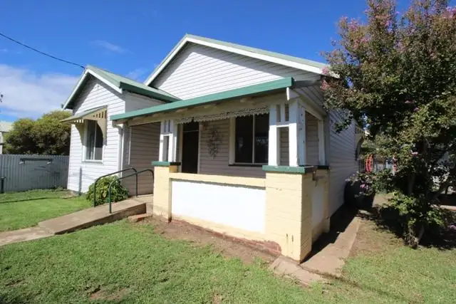 20 Bullecourt Street, Cootamundra NSW 2590