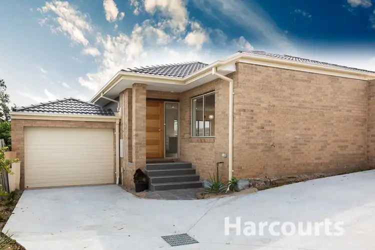 2/12 Magnolia Grove, Doveton VIC 3177