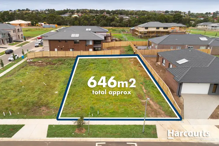 10 Lysanne Crescent, Berwick VIC 3806