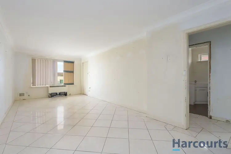 Fifth view of Homely semi-detached listing, 74B Henry Street, East Cannington WA 6107