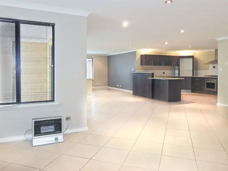 Fifth view of Homely house listing, 16 Grandis Way, Yakamia WA 6330