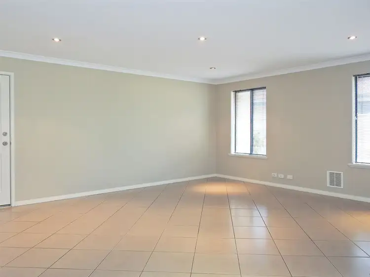 Sixth view of Homely house listing, 16 Grandis Way, Yakamia WA 6330