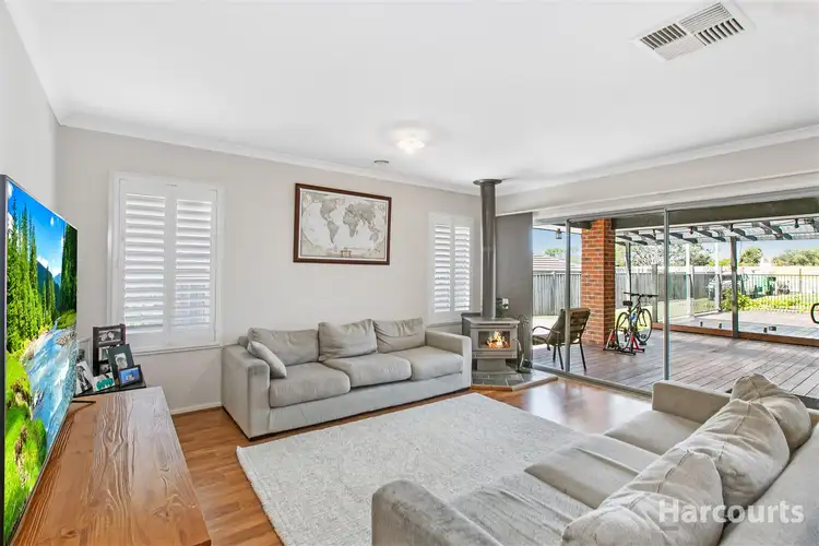 Fifth view of Homely house listing, 3 Avenview Drive, Narre Warren North VIC 3804