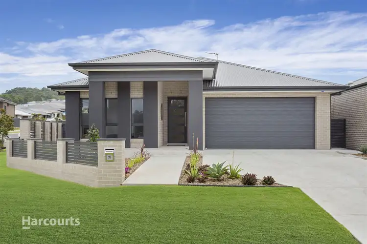 31 Farmgate Crescent, Calderwood NSW 2527