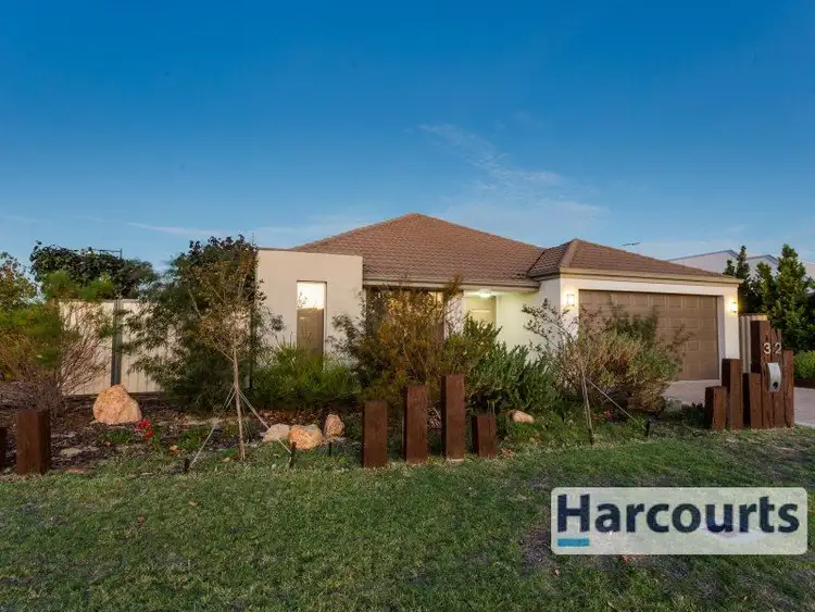 Sixth view of Homely house listing, 32 Majorelle Pwy, Aubin Grove WA 6164