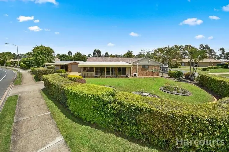 1 Crestbrook Drive, Morayfield QLD 4506