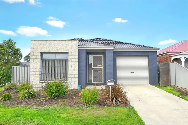 28 Clifton Street, Delacombe VIC 3356