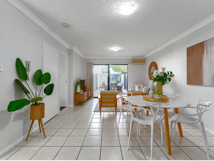 Fifth view of Homely unit listing, 4/76 Junction Road, Clayfield QLD 4011