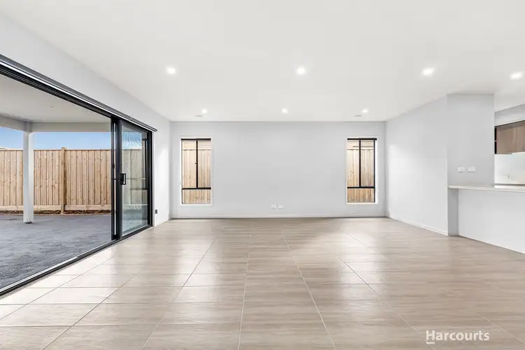 Fourth view of Homely house listing, 118 Willandra Circuit, Warragul VIC 3820