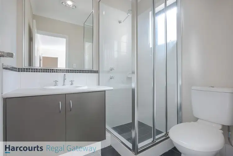 Fifth view of Homely house listing, 2/25 Olivedale Road, Madeley WA 6065
