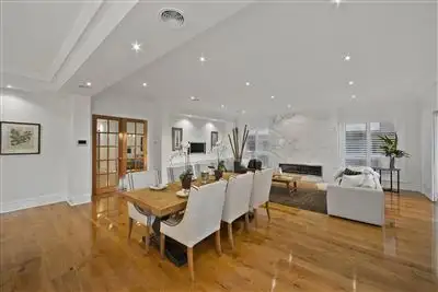 15 Kinnoull Grove, Glen Waverley VIC 3150